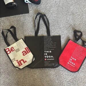 LULULEMON - set of 3 bags